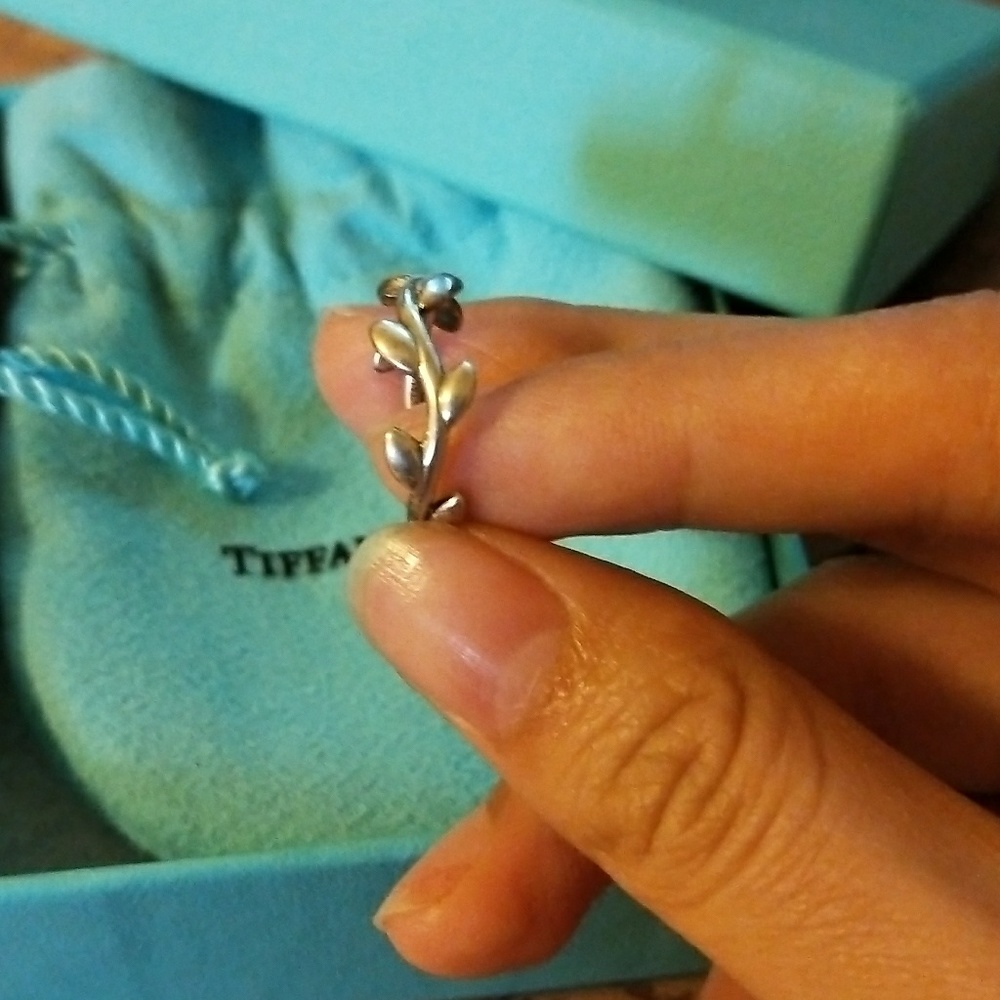 💗Tiffany💗 olive branch ring